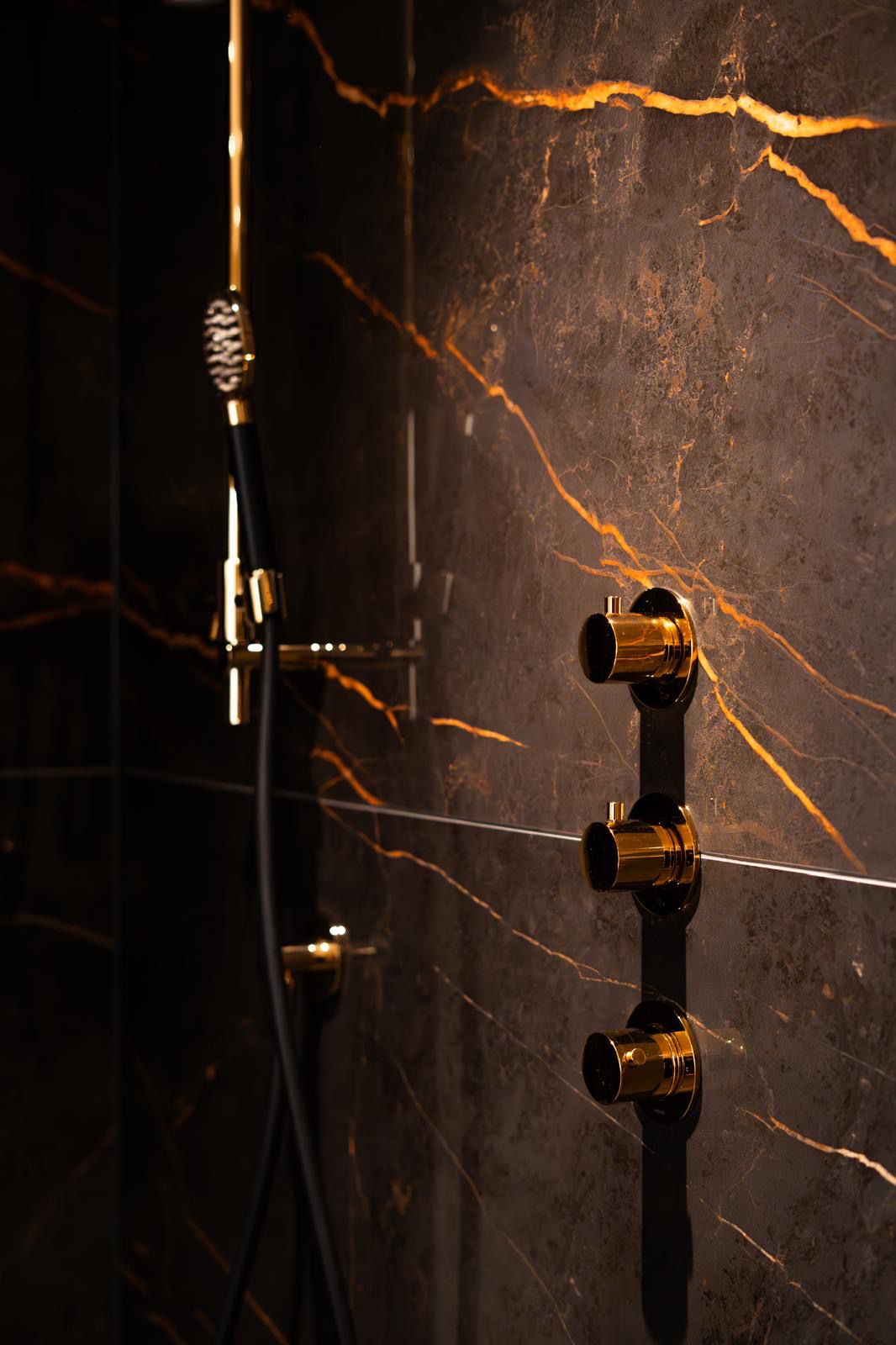 Modern minimalistische badkamer