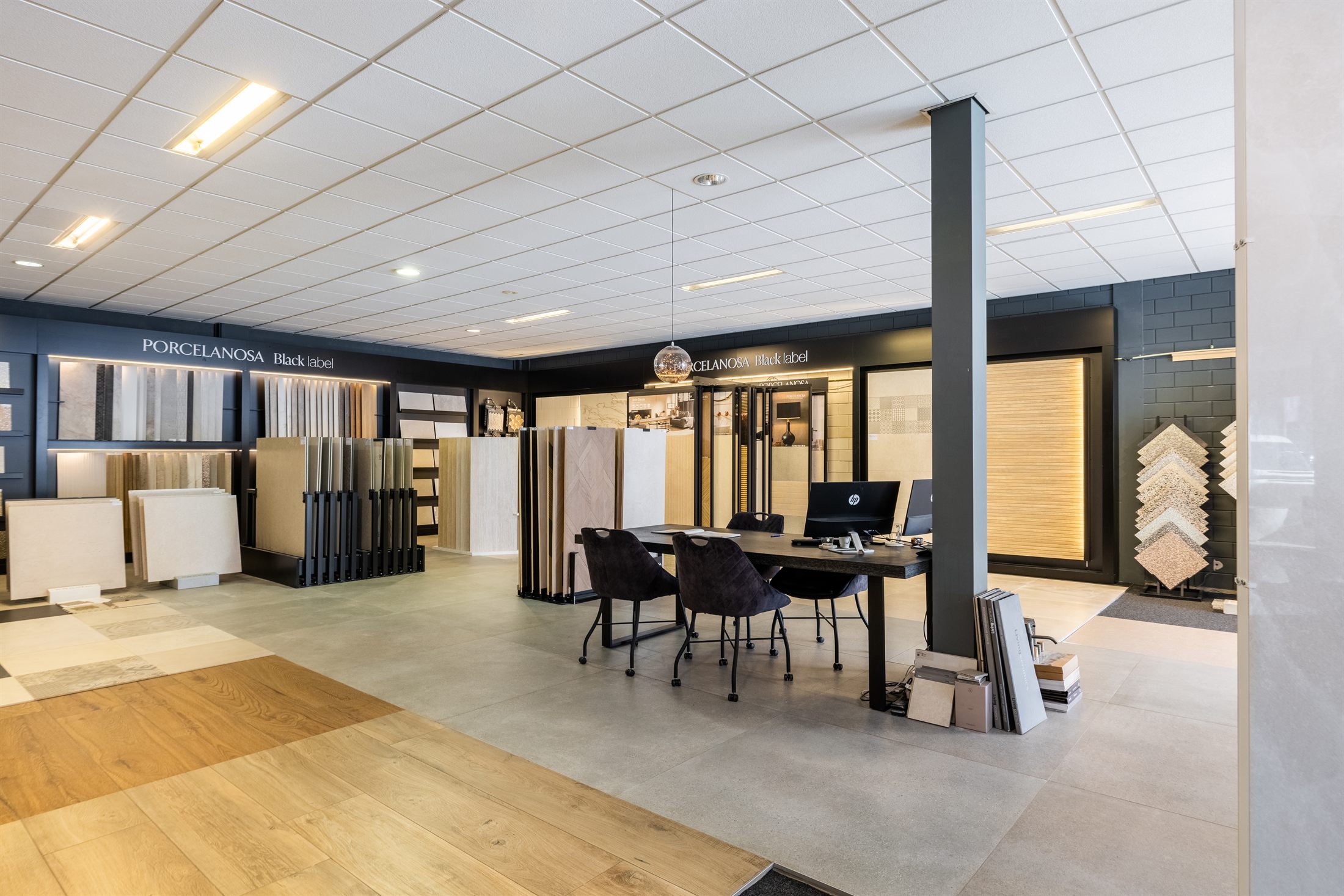 Porcelanosa shop-in-shop in de showroom